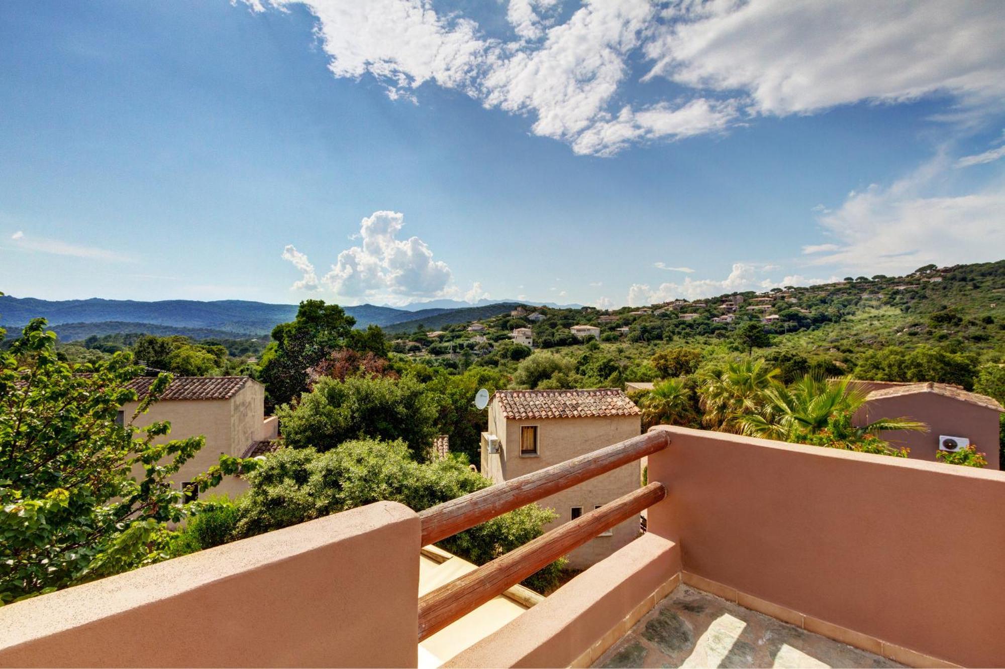 Residence Monte D'Oro Порто-Векио Екстериор снимка